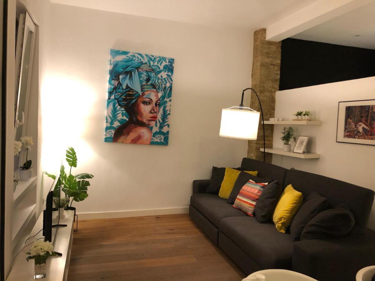 Impresionante Apartamento En Ruzafa Al Lado Del Mercado Valencia Luaran gambar
